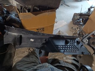 bontott VW POLO V Jobb hátsó Ülés melletti Kárpit