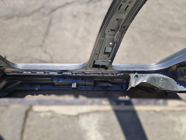 bontott VW POLO V Jobb Küszöb