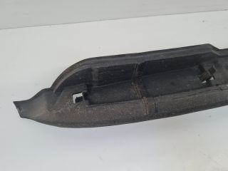 bontott VW POLO V Jobb Sárvédő Csavar Burkolat