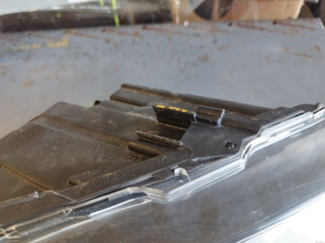 bontott VW POLO V Jobb Xenon Fényszóró