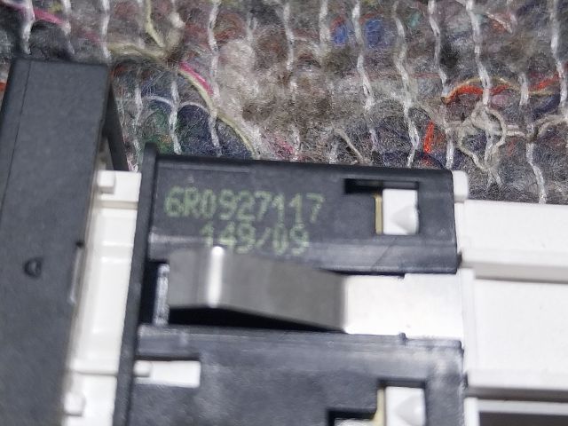 bontott VW POLO V Kipörgésgátló Kapcsoló