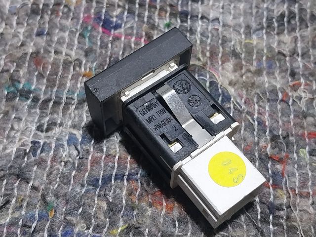 bontott VW POLO V Kipörgésgátló Kapcsoló