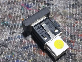 bontott VW POLO V Kipörgésgátló Kapcsoló