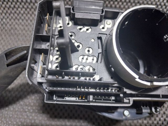 bontott VW POLO V Komplett Kormánykapcsoló (Bajuszkapcsoló)