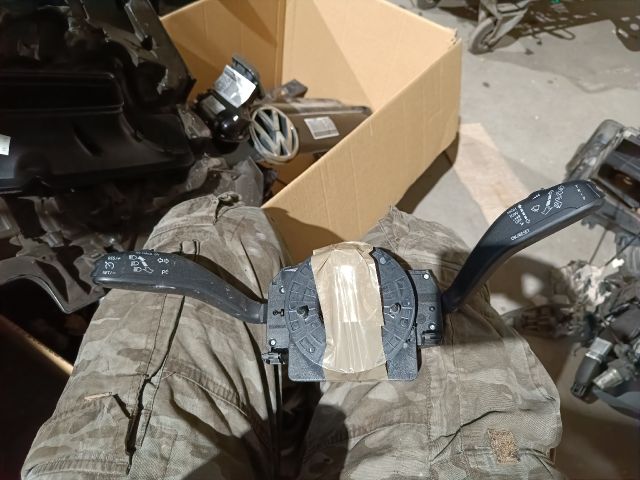 bontott VW POLO V Komplett Kormánykapcsoló (Bajuszkapcsoló)