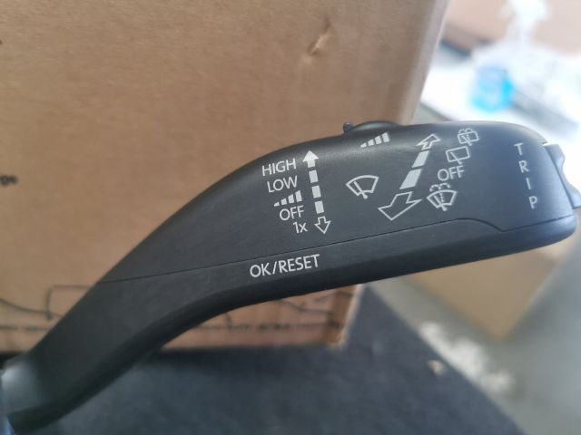 bontott VW POLO V Komplett Kormánykapcsoló (Bajuszkapcsoló)