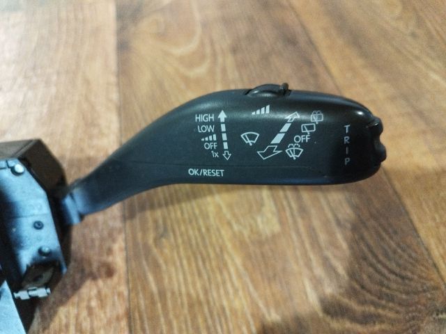 bontott VW POLO V Komplett Kormánykapcsoló (Bajuszkapcsoló)