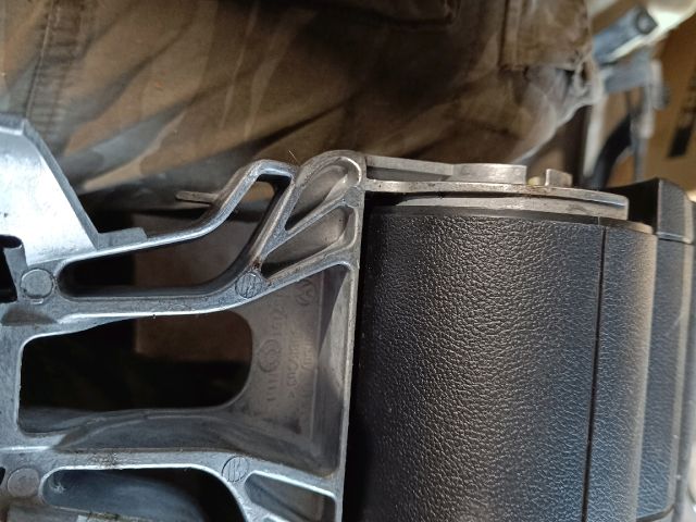 bontott VW POLO V Könyöklő