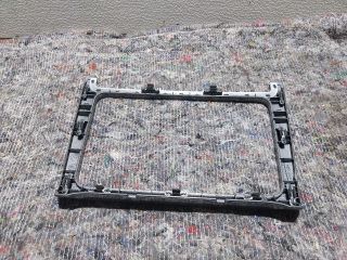 bontott VW POLO V Középkonzol Keret