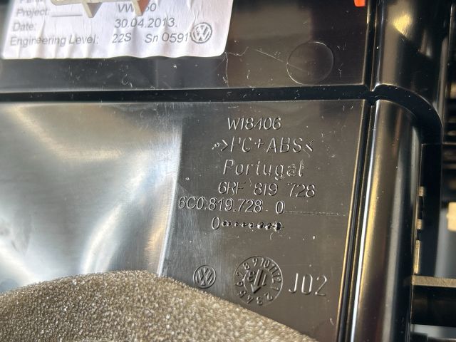 bontott VW POLO V Középső Szellőző