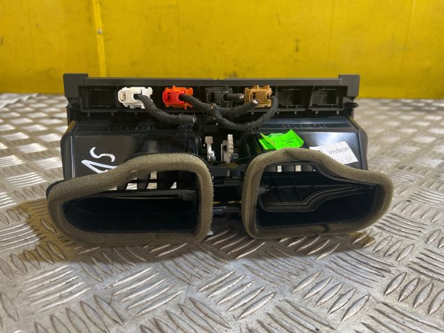 bontott VW POLO V Középső Szellőző