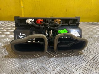 bontott VW POLO V Középső Szellőző