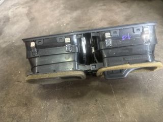 bontott VW POLO V Középső Szellőző