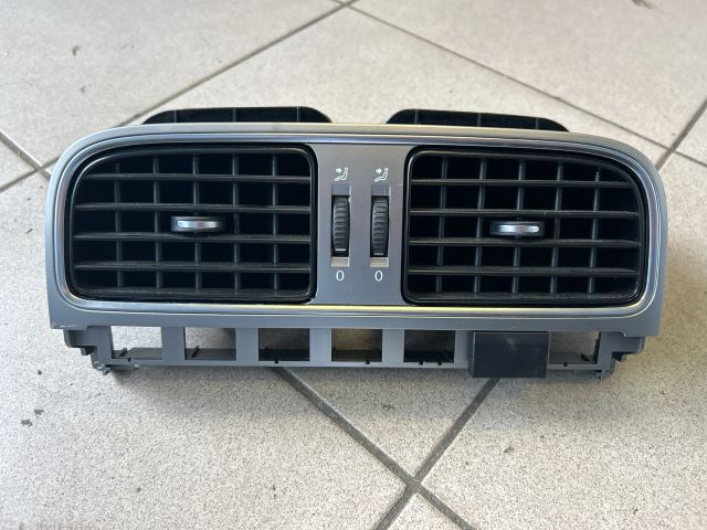 bontott VW POLO V Középső Szellőző