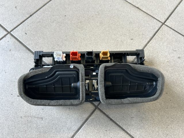 bontott VW POLO V Középső Szellőző