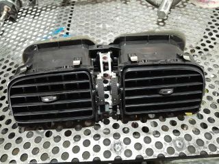 bontott VW POLO V Középső Szellőző