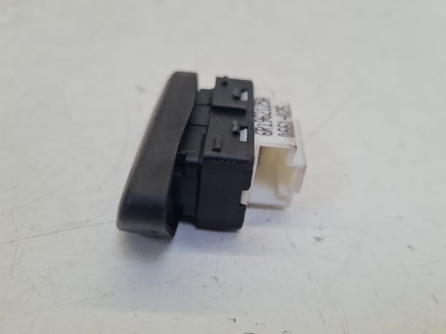 bontott VW POLO V Központizár Kapcsoló