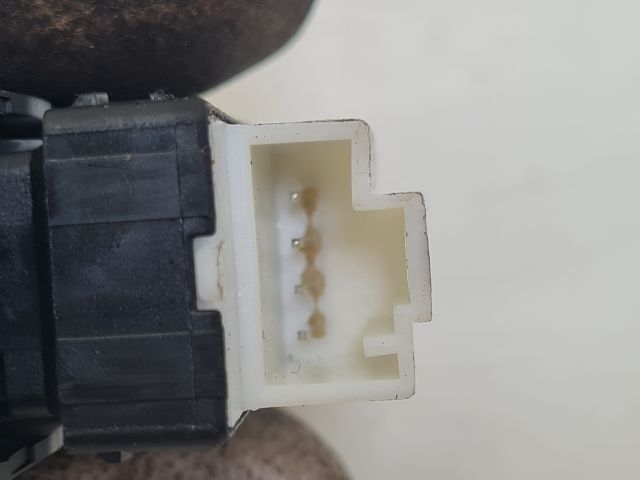 bontott VW POLO V Központizár Kapcsoló