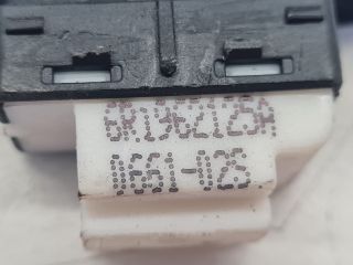 bontott VW POLO V Központizár Kapcsoló