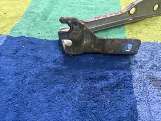 bontott VW POLO V Motorháztető Bal Zsanér