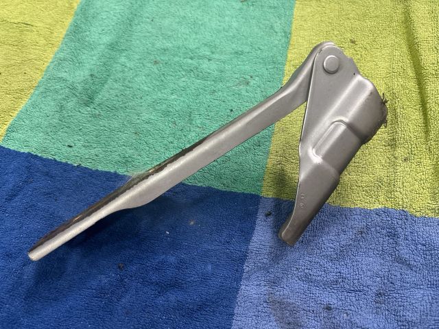 bontott VW POLO V Motorháztető Bal Zsanér