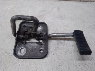 bontott VW POLO V Motorháztető Biztonsági Kampó