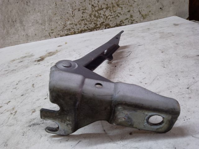 bontott VW POLO V Motorháztető Jobb Zsanér