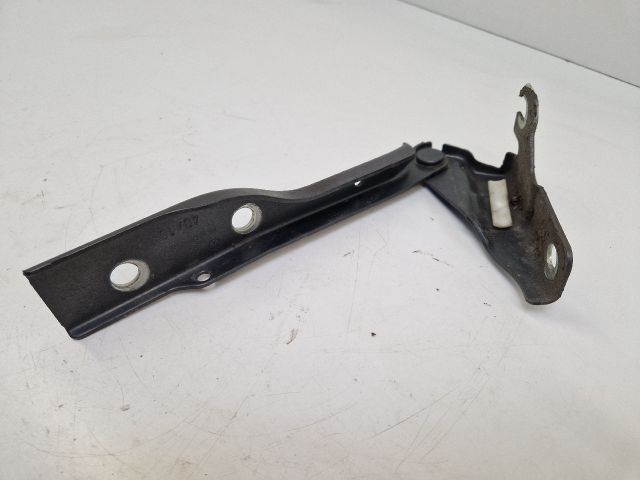 bontott VW POLO V Motorháztető Jobb Zsanér