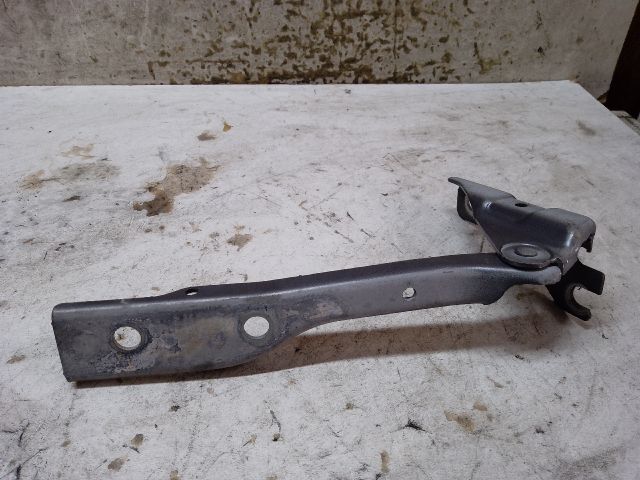 bontott VW POLO V Motorháztető Jobb Zsanér