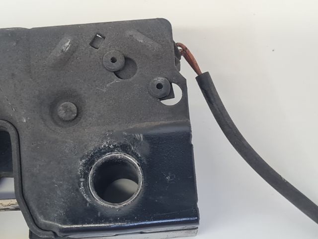 bontott VW POLO V Motorháztető Nyitó Bowden