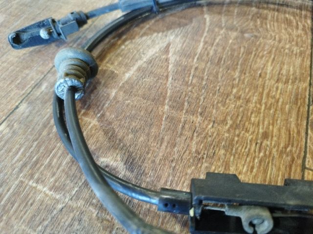 bontott VW POLO V Motorháztető Nyitó Bowden