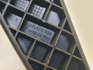 bontott VW POLO V Motorháztető Nyitó Kar / Gomb