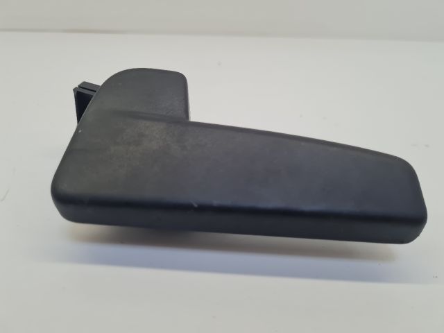 bontott VW POLO V Motorháztető Nyitó Kar / Gomb