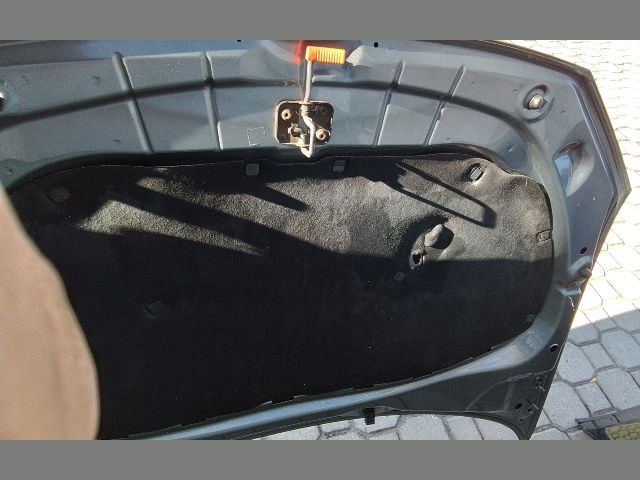 bontott VW POLO V Motorháztető Szigetelés