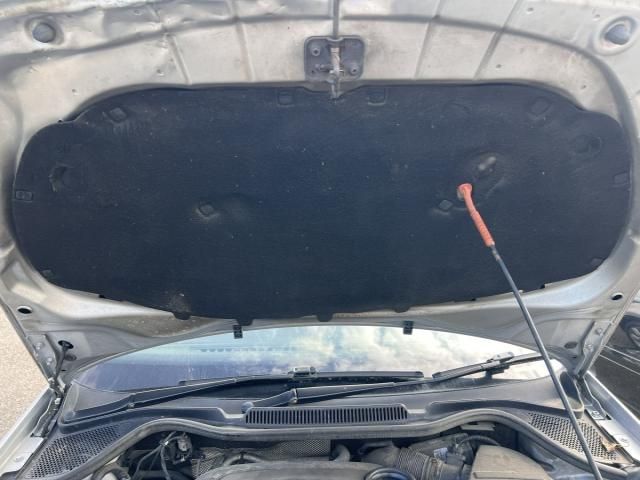 bontott VW POLO V Motorháztető Szigetelés