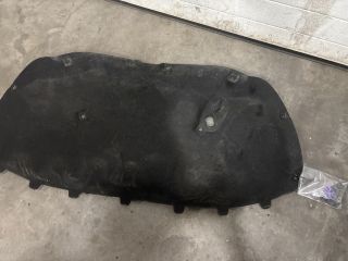 bontott VW POLO V Motorháztető Szigetelés