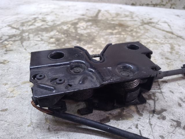 bontott VW POLO V Motorháztető Zárszerkezet