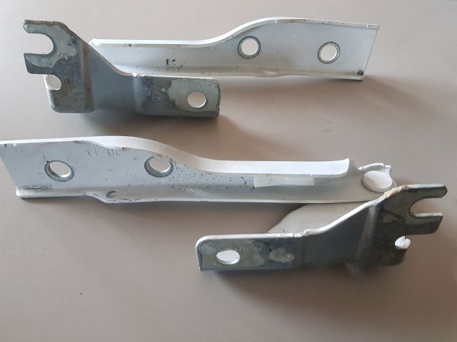 bontott VW POLO V Motorháztető Zsanér Pár