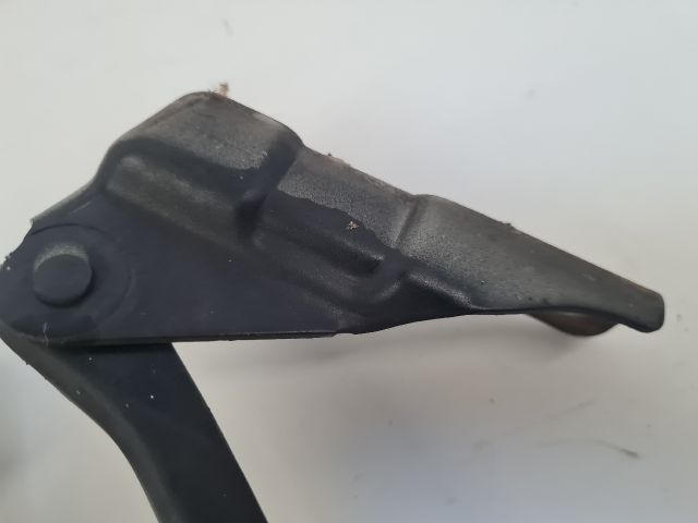 bontott VW POLO V Motorháztető Zsanér Pár