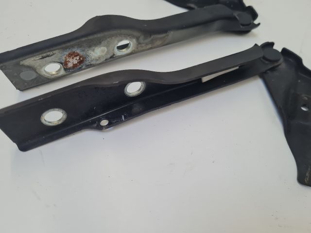 bontott VW POLO V Motorháztető Zsanér Pár