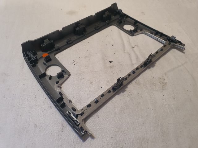 bontott VW POLO V Multifunkciós Kijelző Keret