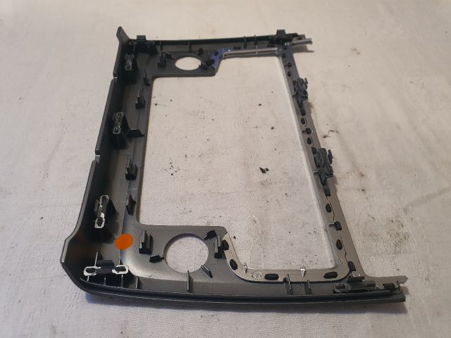 bontott VW POLO V Multifunkciós Kijelző Keret