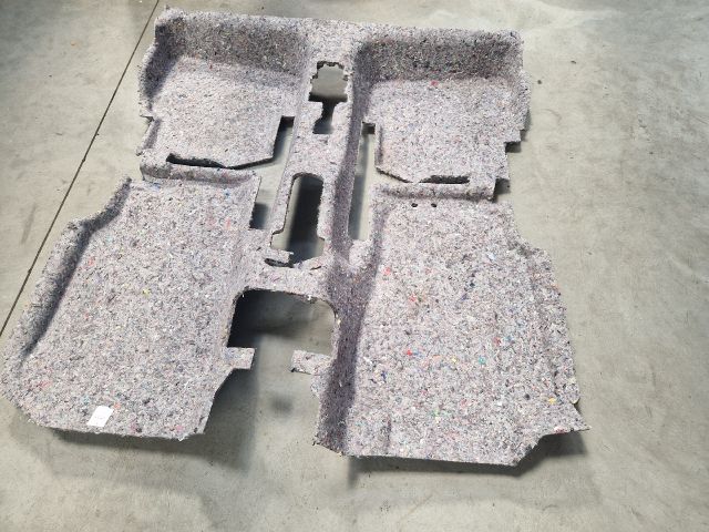 bontott VW POLO V Padlószőnyeg Alatti Szigetelés