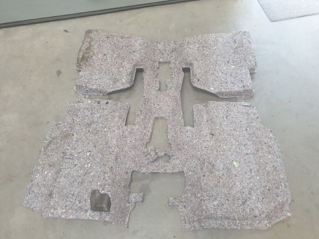 bontott VW POLO V Padlószőnyeg Alatti Szigetelés