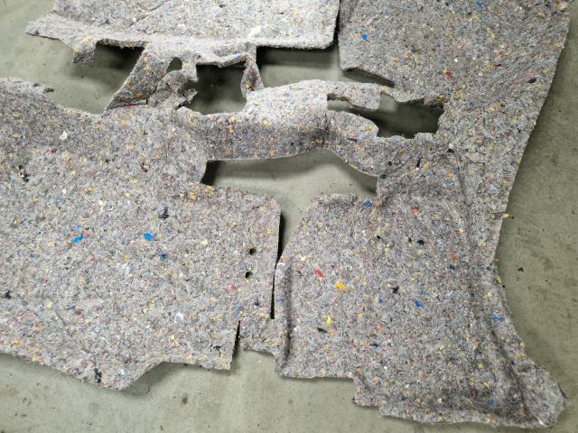 bontott VW POLO V Padlószőnyeg Alatti Szigetelés