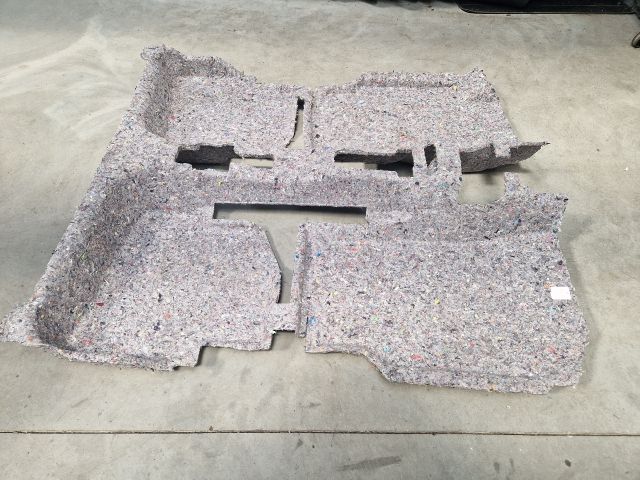 bontott VW POLO V Padlószőnyeg Alatti Szigetelés