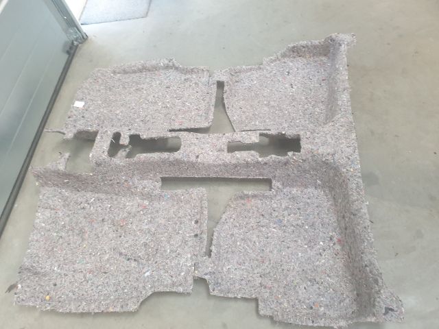 bontott VW POLO V Padlószőnyeg Alatti Szigetelés