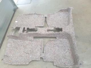 bontott VW POLO V Padlószőnyeg Alatti Szigetelés