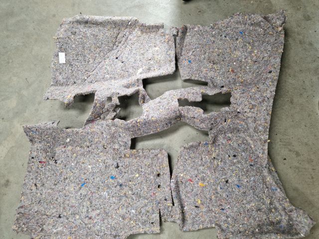 bontott VW POLO V Padlószőnyeg Alatti Szigetelés