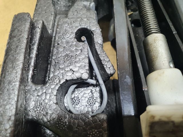 bontott VW POLO V Pótkerék Szerszámtartó